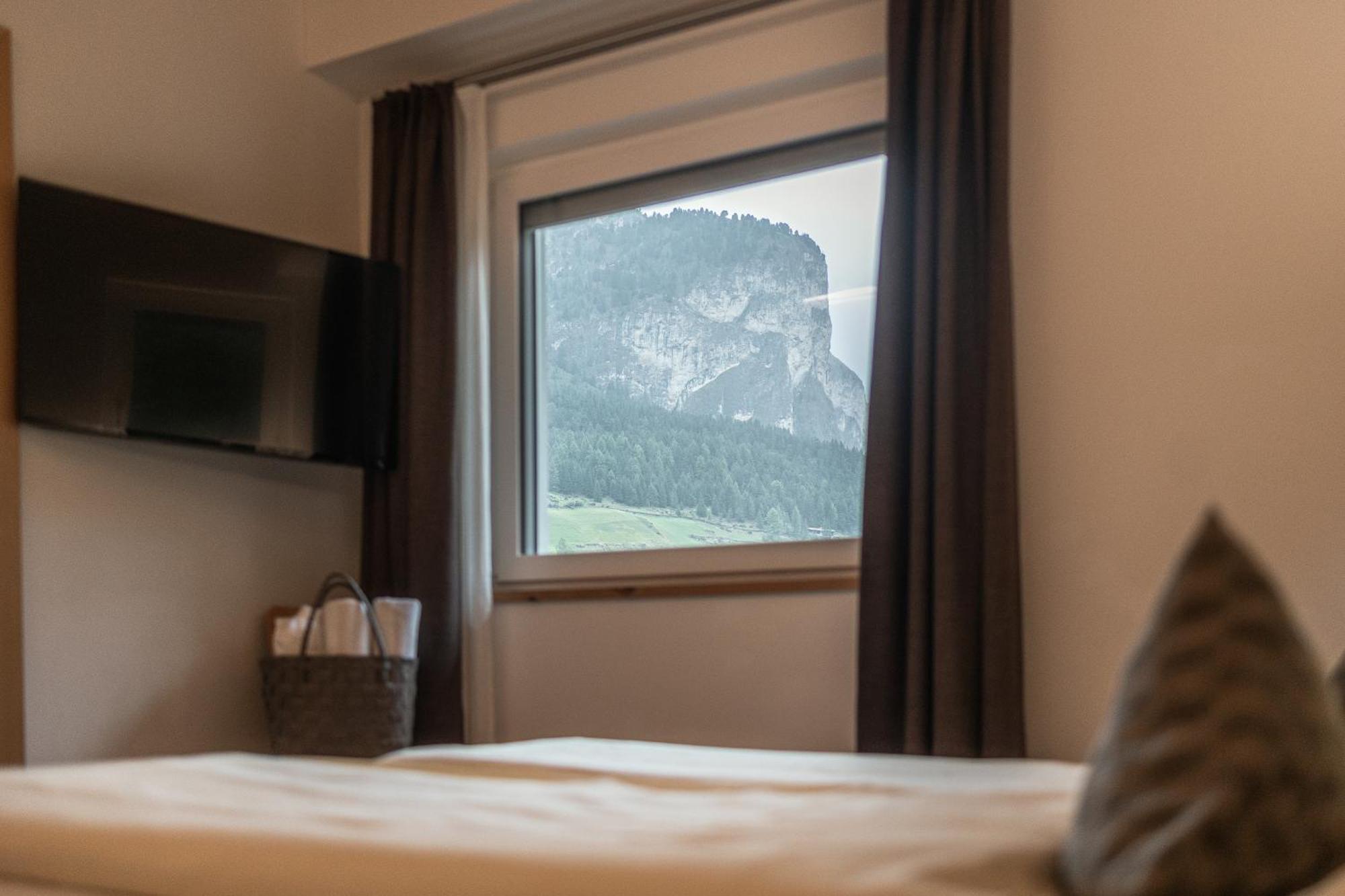 Hotel La Pineta Сельва-ді-Валь-Гардена Номер фото