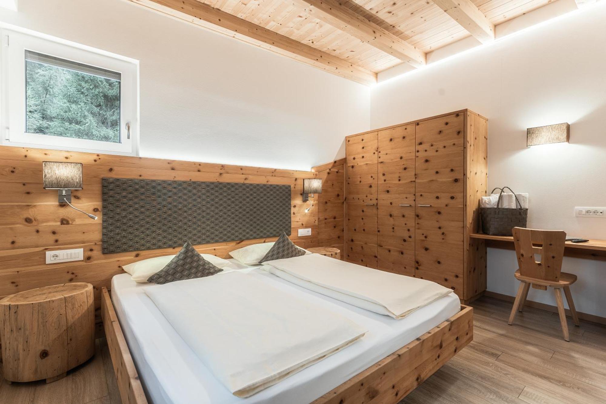Hotel La Pineta Сельва-ді-Валь-Гардена Екстер'єр фото