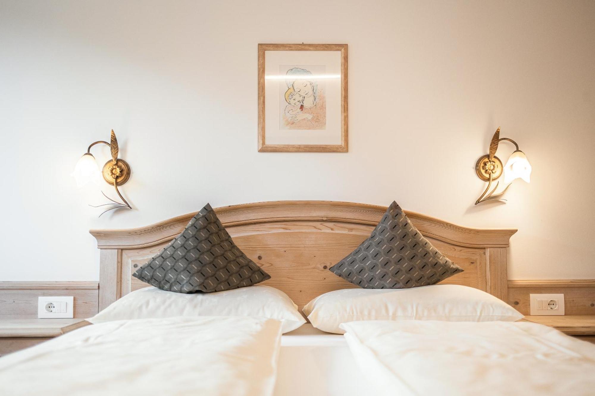 Hotel La Pineta Сельва-ді-Валь-Гардена Номер фото